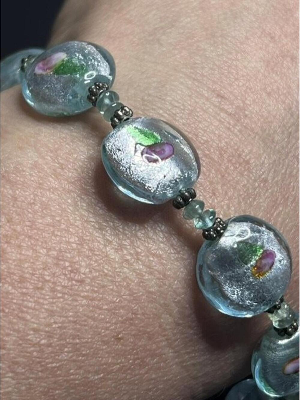 B5101 Sojourner Art Glass Bracelet 925 Sterling Silver Floral Foil 32.3g 8"